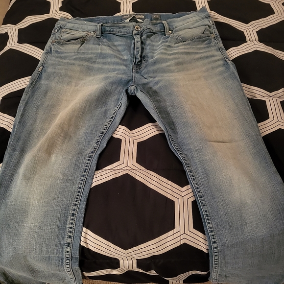 Buckle jeans - Picture 3 of 3